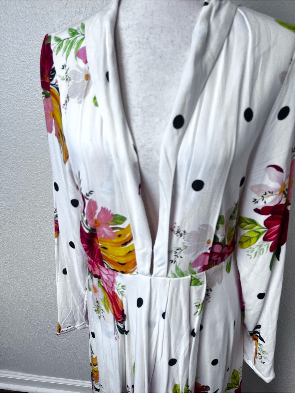 Farm Rio Nanaju Maxi Poka Dot Floral Dress Size Medium - Picture 6 of 9
